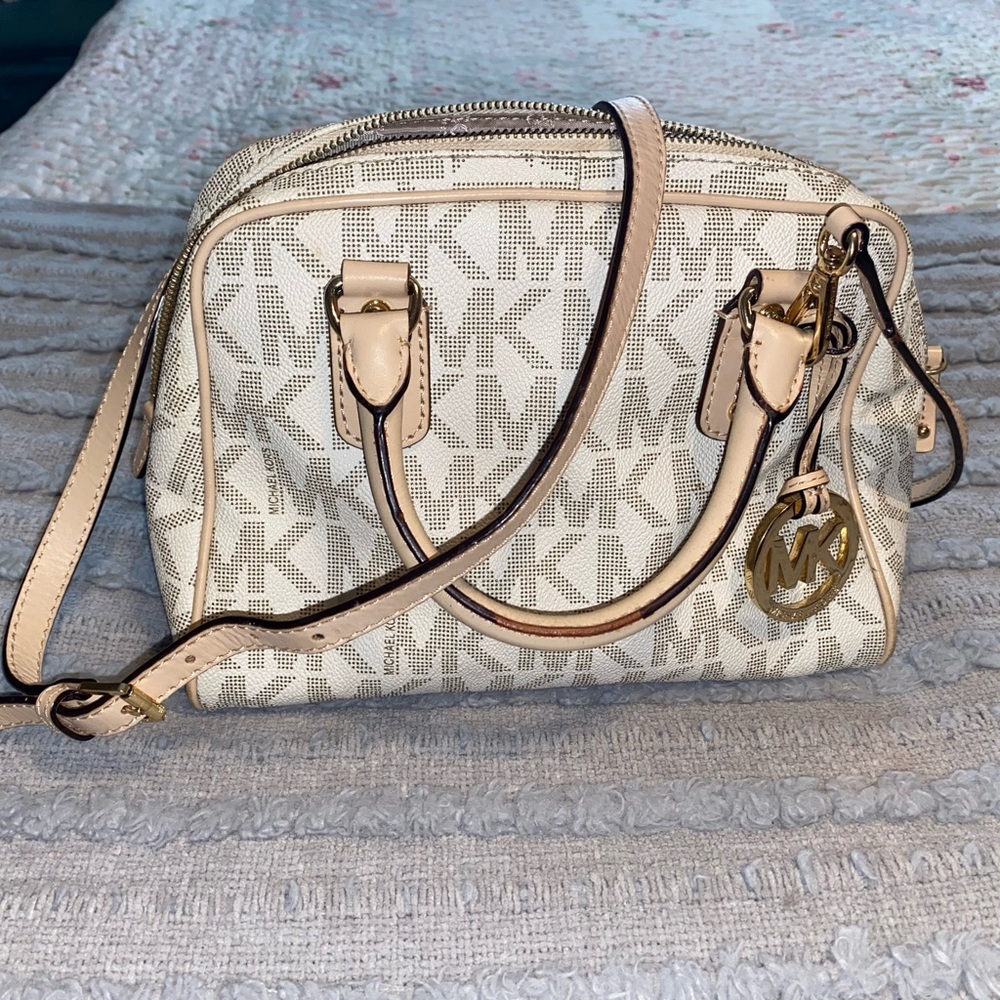 Michael Kors Signature Bag - small satchel